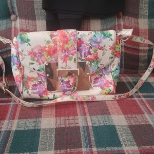 Also flower print purse